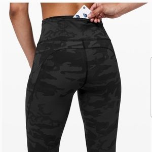 NWOT Lululemon fast and free crop 19in camo